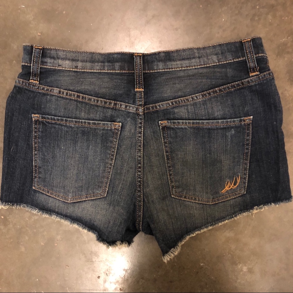 Express shorts - Picture 2 of 5